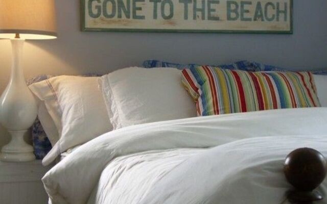 Salmonberry Inn & Beach House