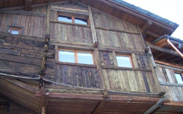 Rifugio L' Aroula