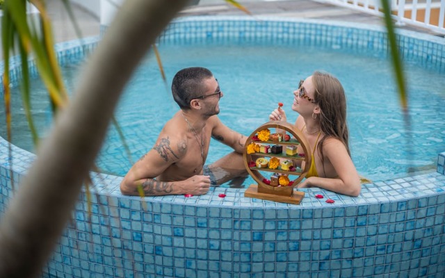 Roomates Surf Camp Canggu by Ini Vie Hospitality