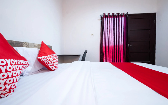Super OYO 2285 Art Guest House Syariah