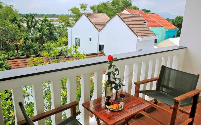 Green Island Hoian Villa