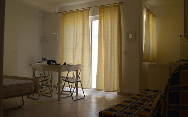 Tres Caravelas Studio Flats