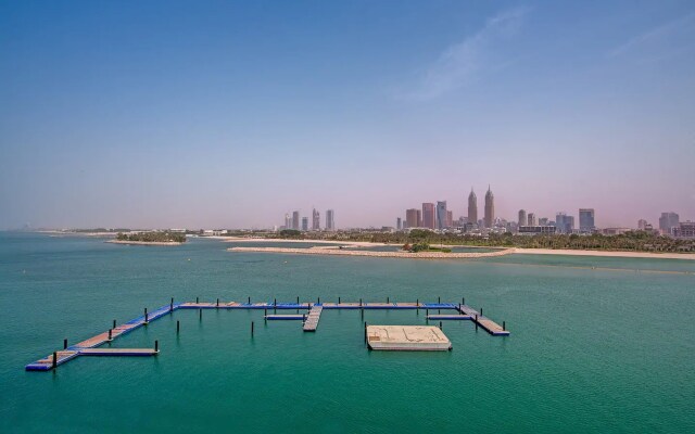 Stunning 1 Bedroom Sea View on the Palm