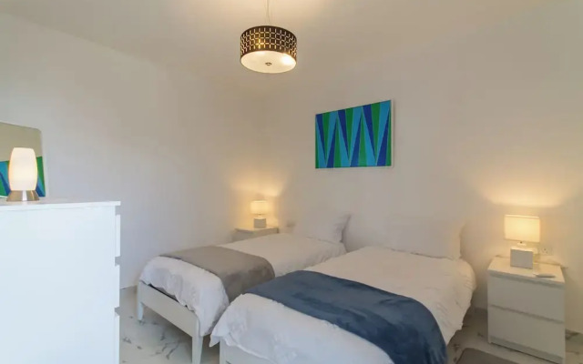 Sunny Penthouse Modern 2 bdr - Sliema