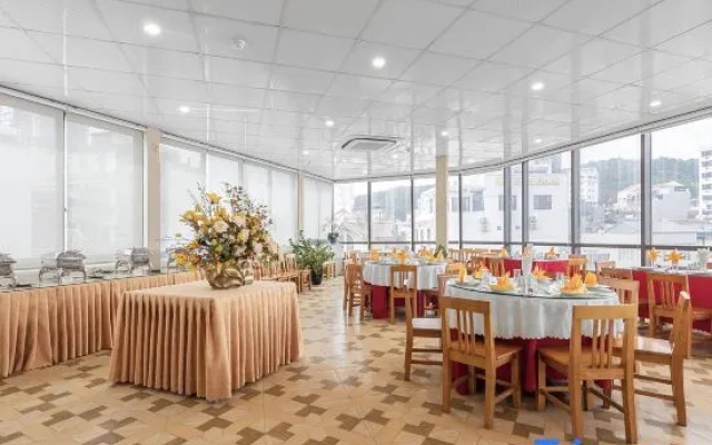 Thai Ha Hotel – Restaurant – Ha Long