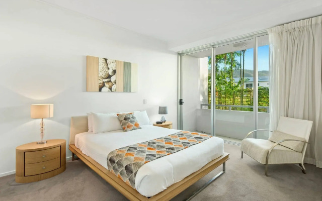 Peninsula Airlie Beach