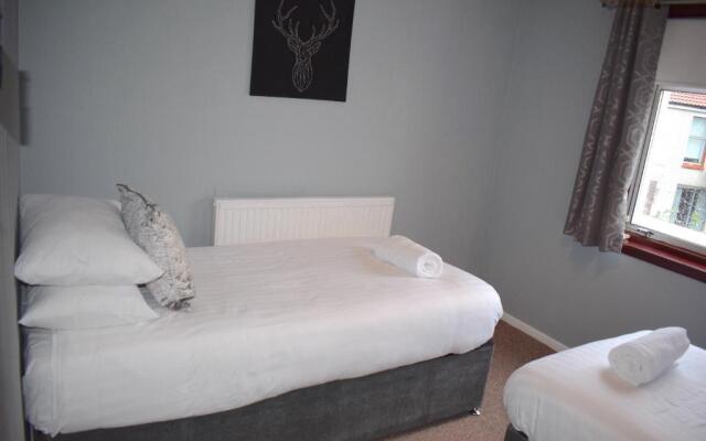 3 Bedroom-Kelpies Serviced Apartments Burns