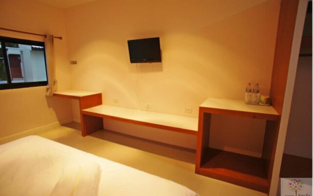 Lomlay Resort