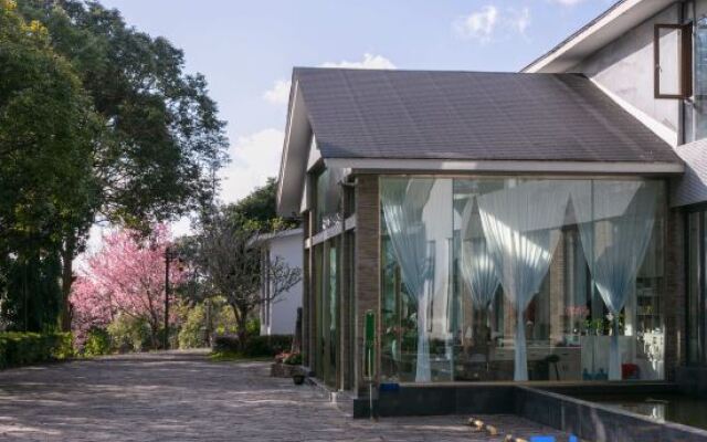 Pu'er Tea Garden Resort Hotel(Pu'er Tea Expo Garden)