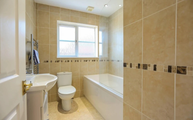 Seascape - 4 bed Home in Bracklesham Bay
