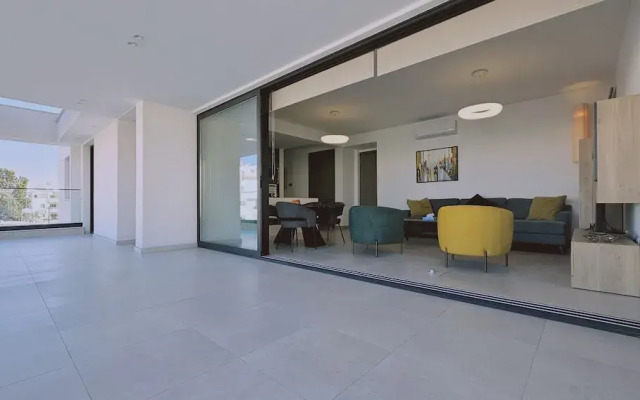 132 LCA - Stay Diamond Apartment
