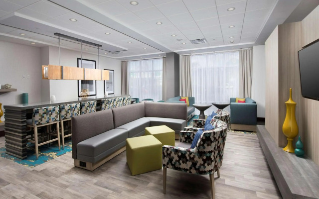 Hampton Inn Miami - Airport East, FL