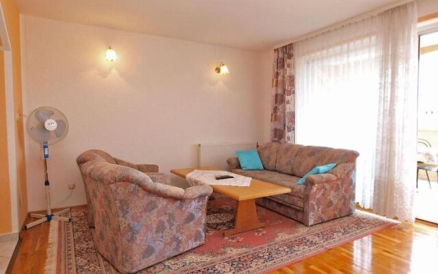 Apartment Denis 19