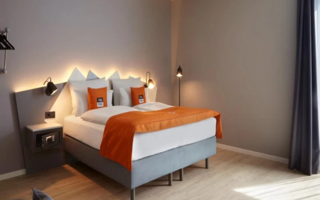 Holiday Inn - the niu, Hub Dusseldorf Messe by IHG