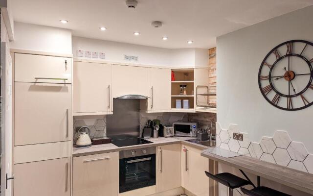 Sunrise View 2 Bed Apartment Sleeps 4 Spa Bath