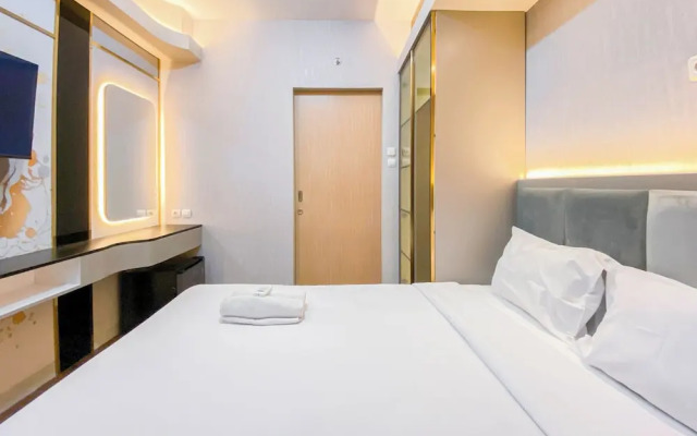 Modern Look and Homey Studio Apartment The Alton