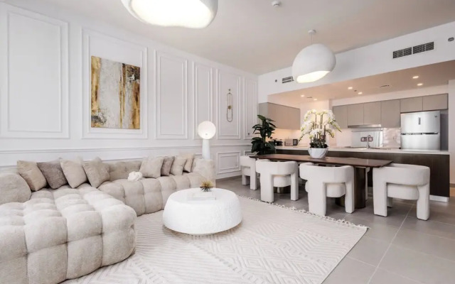 Venduras - Luxurious 4BR Burj Downtown