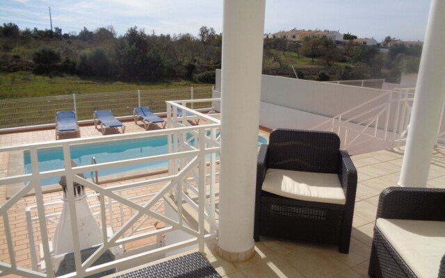 Villa Coelho by Algarkasa