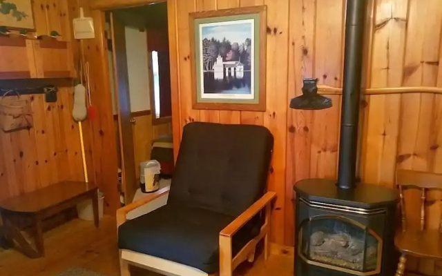 Knotty Pine: Norway - On Lake Minocqua