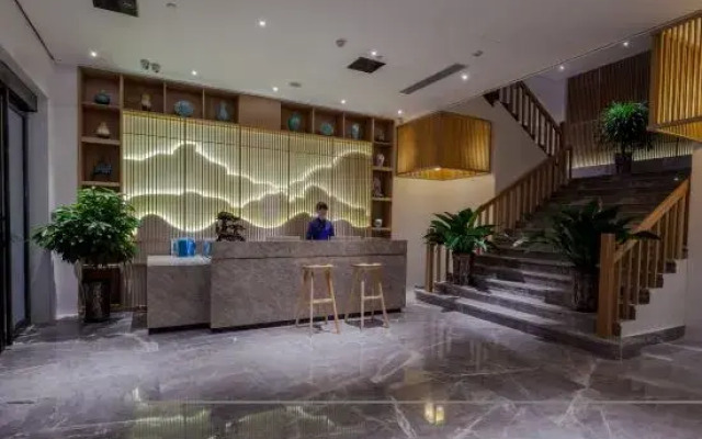 Qianna Baihe Boutique Hotel