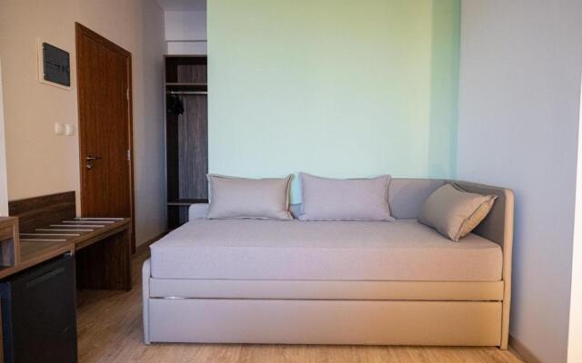 Este Luxury Apartments
