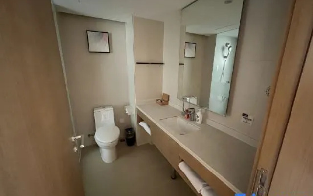 Xuzhou Yunlong Wanda Plaza Langbo Hotel