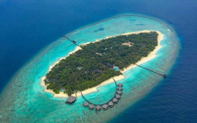 Adaaran Select Meedhupparu & Prestige Water Villas Maldives