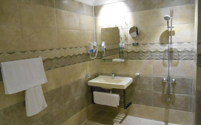 Shamaat Jeddah Hotel