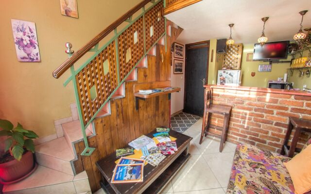 Studio apartment next to the Old Bridge