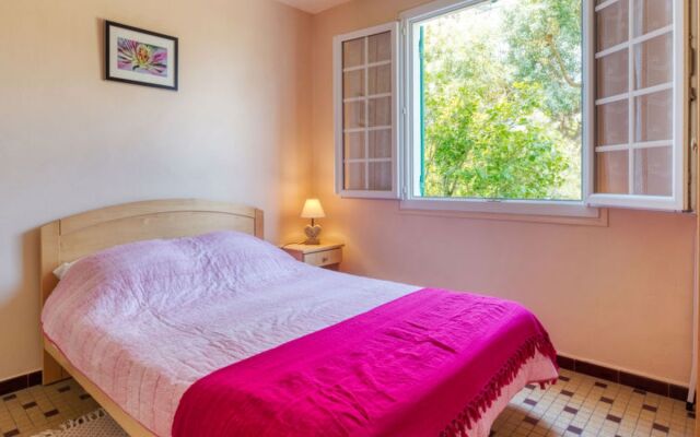 LA BRUYèRE (MVT220)