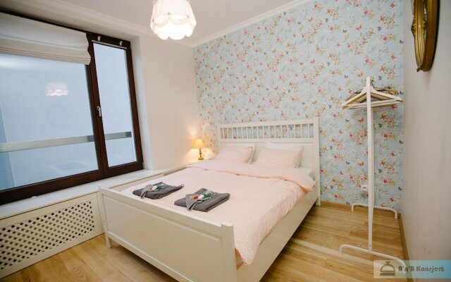 Warsaw Concierge Vistula Apartment
