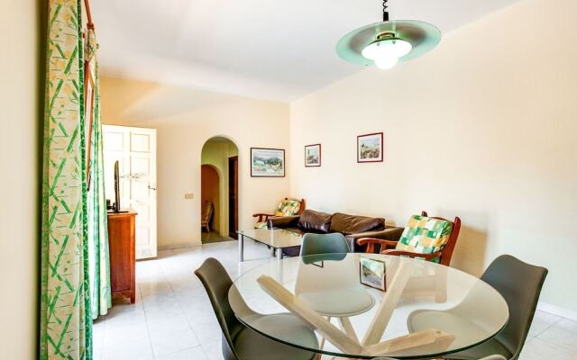 Chic Holiday Home in Playa de Pals With Terrace