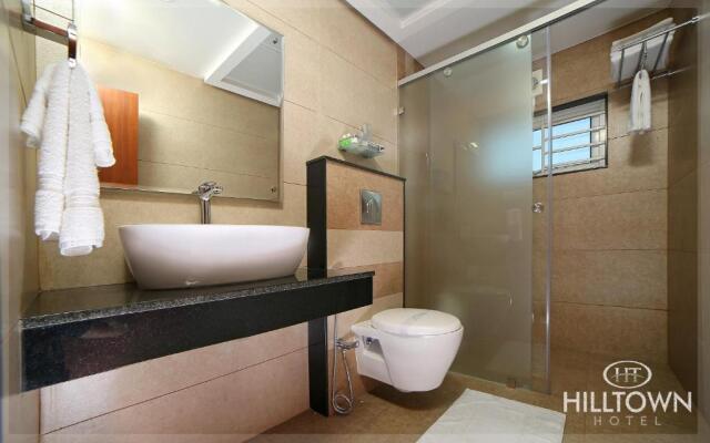 Kgees - Hill Town Hotel