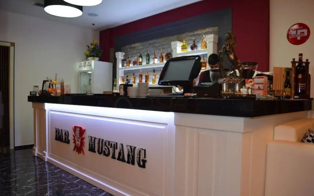 Hotel Mustang