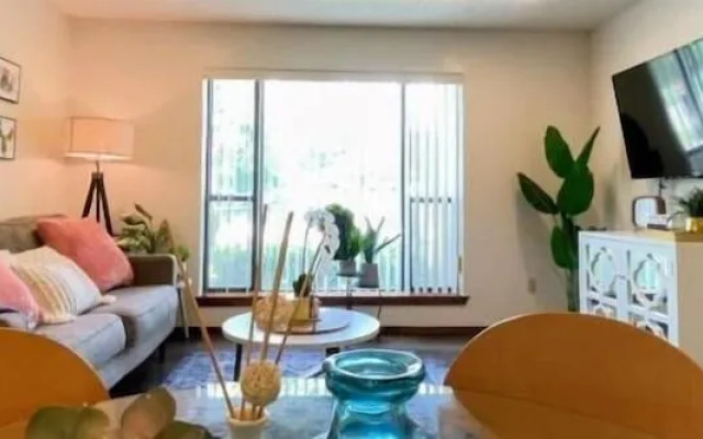 OU-2 Bedroom 1 bath next OU