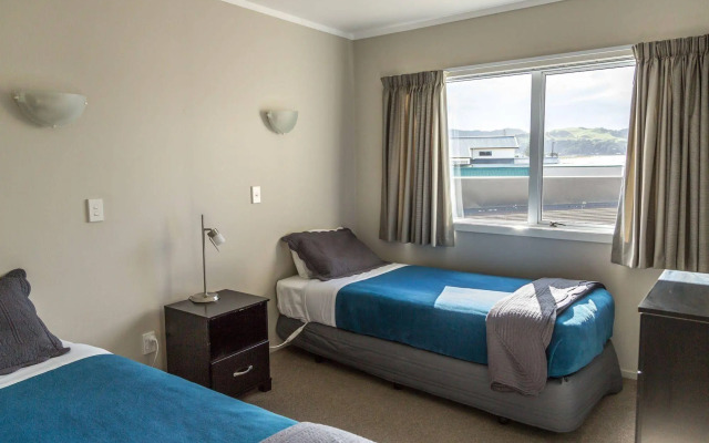 Waterfront Apartments Whitianga