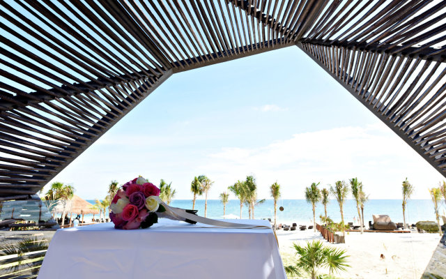 Hideaway at Royalton Riviera Cancun, An Autograph Collection All Inclusive Resort - Adults Only