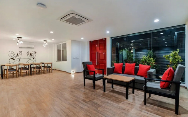 OYO 78628 Townhouse 136 Sector 46 Vikas Marg