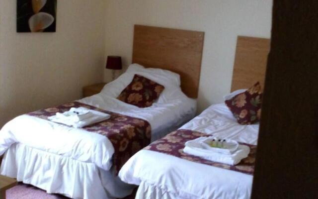 Ferns Farm Hotel & Palms Leisure Club