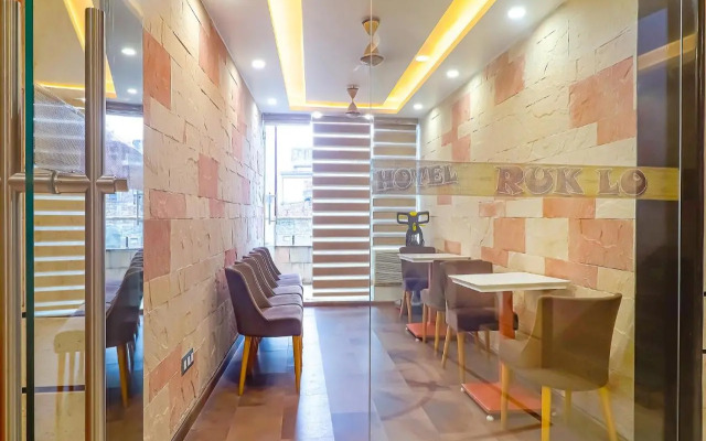 Fabhotel Ruklo