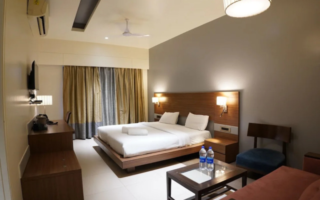 Hotel Sadanand Regency