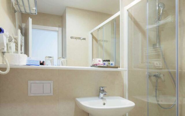 Bluesun Hotel Alga
