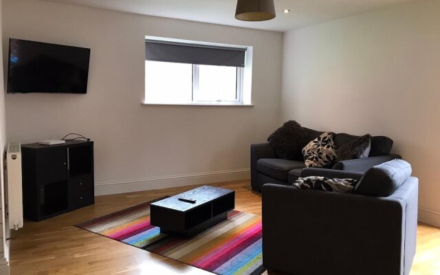 HU1 Stylish cosy central apartment  H3
