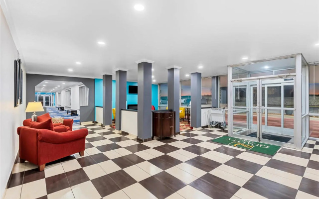 Suburban Studios Fort Dodge