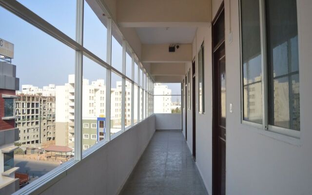 OYO Flagship 29620 New Champion Residency