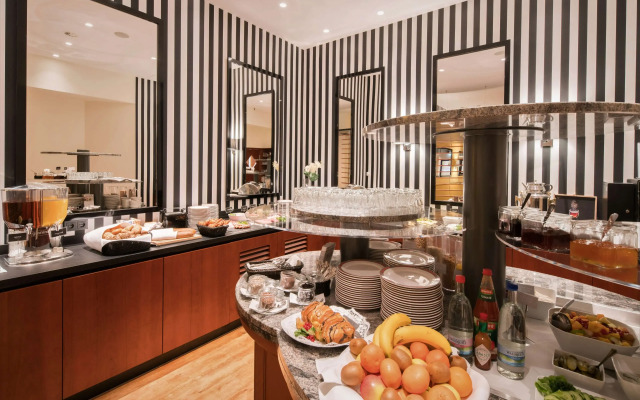 Best Western Plus Hotel Excelsior