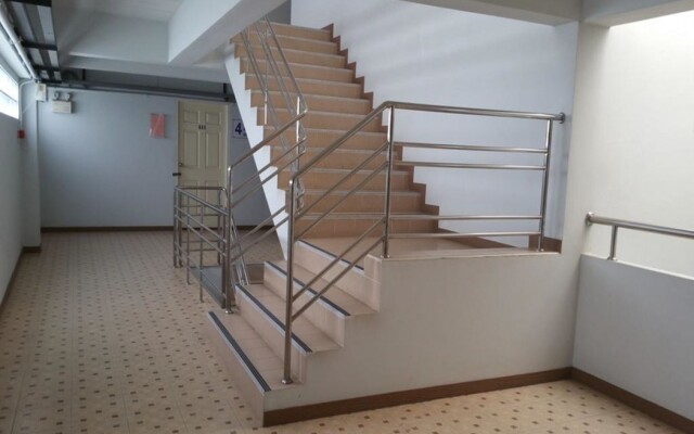 Charoen Apartment Hotel Trang