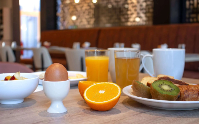 Brit Hotel Limoges Centre Gare - Hotel & Spa