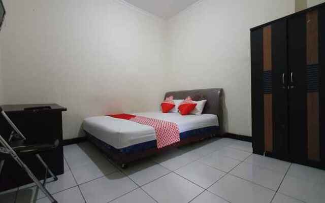 OYO 3829 Ratu Residence Syariah