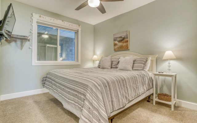 Cape Lookout at Pacific Winds